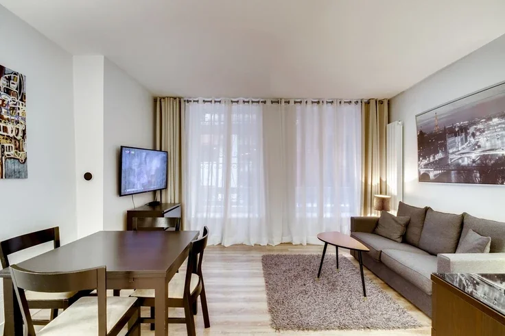 Flat Rue Saint-Sauveur in Paris