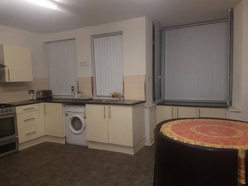Room West Road in Newcastle upon Tyne