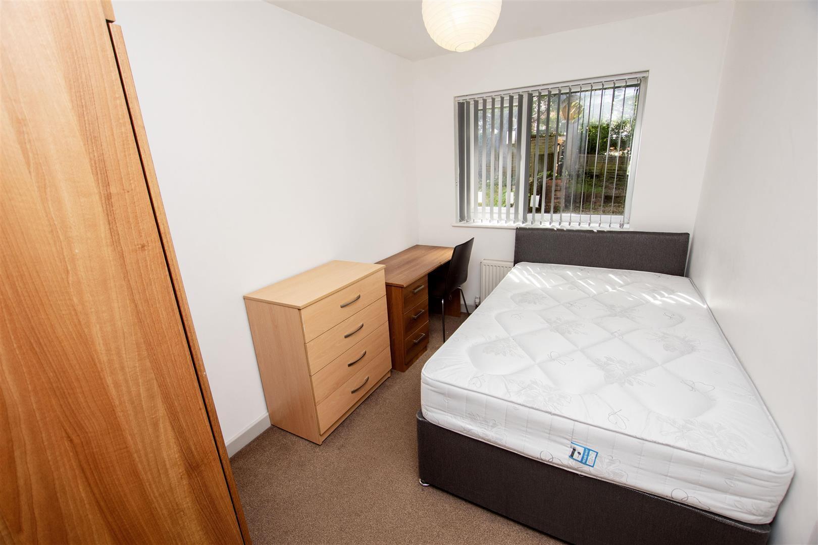 Flat Tiverton Road in Birmingham