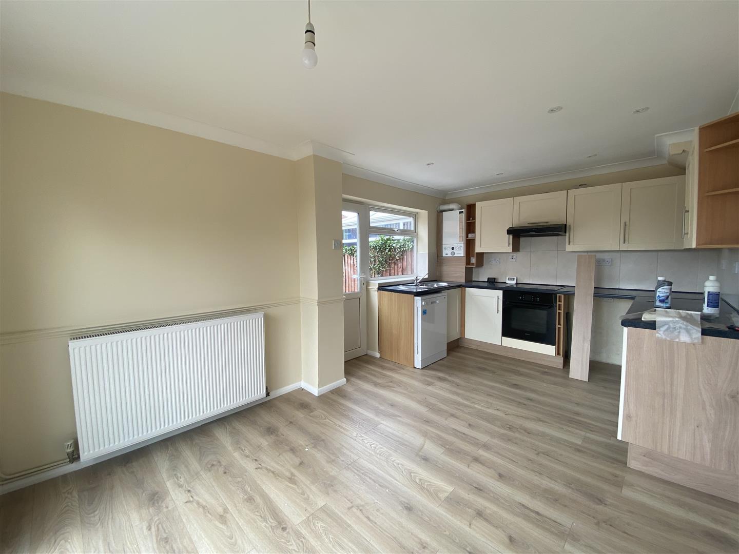 House Dando Close in Wellingborough