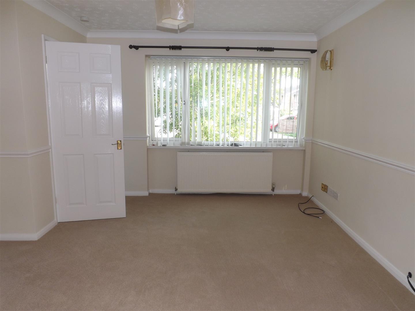 House Dando Close in Wellingborough