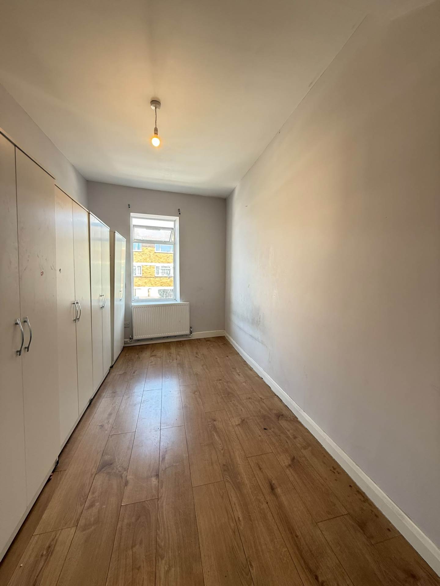 Flat Norwood Road in Greater London