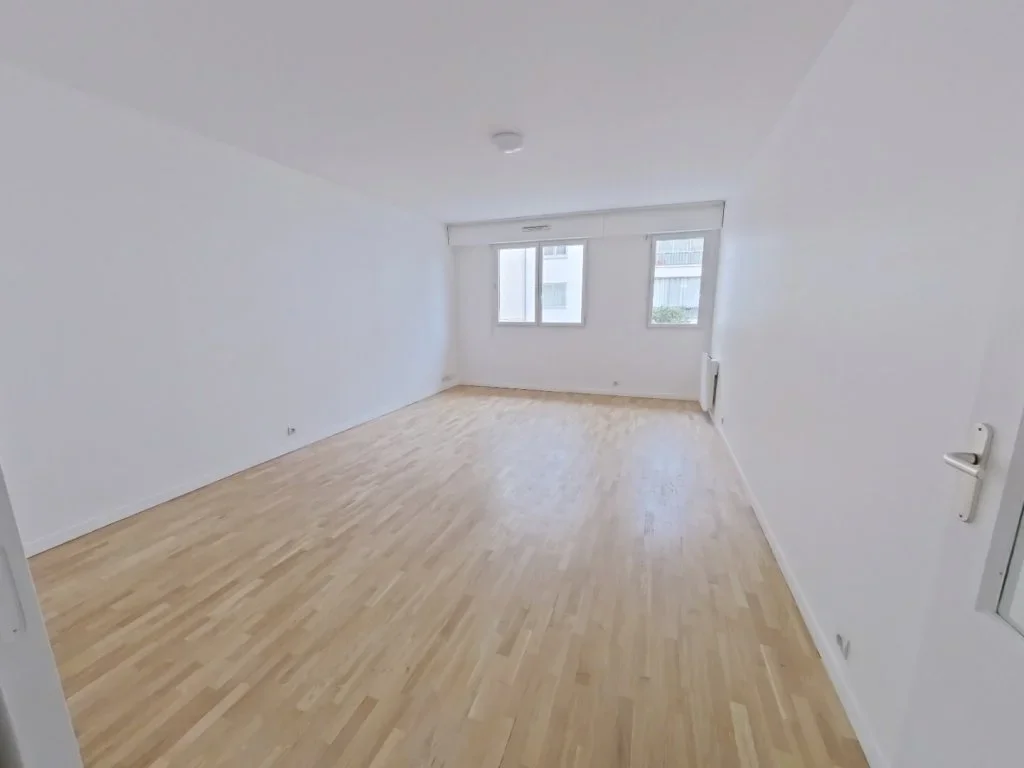 Flat Rue du Maine in Clamart