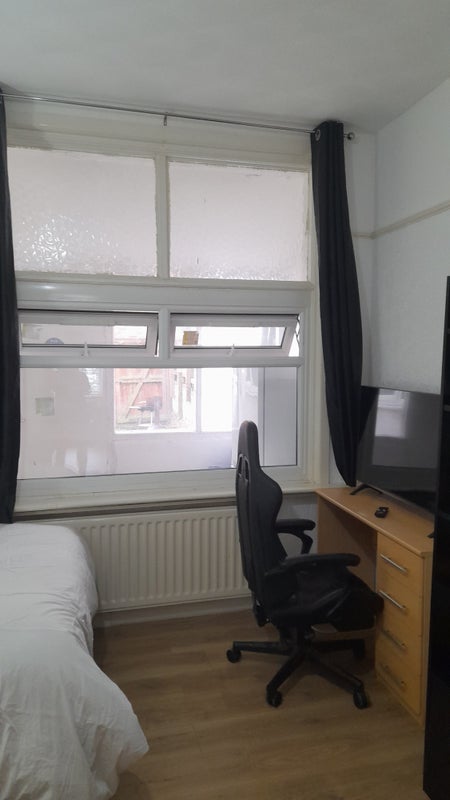 Room Old Albert Terrace in Runcorn