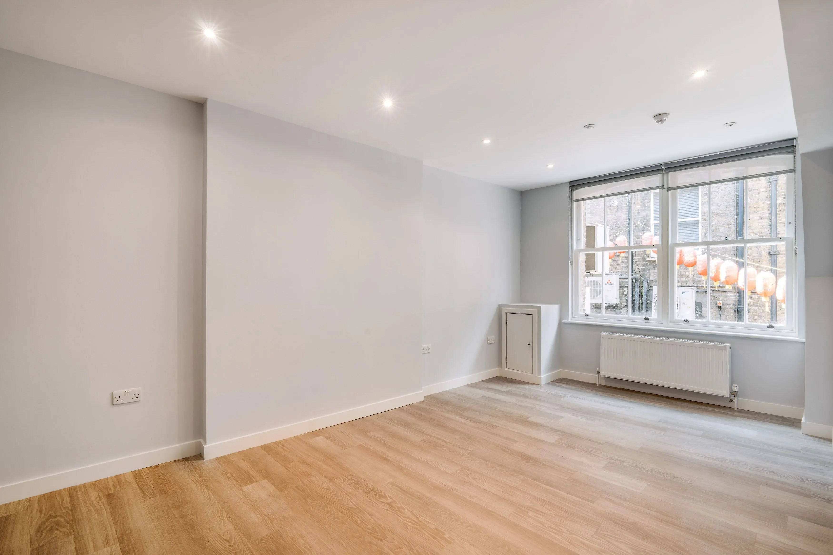 Room Dansey Place in City of Westminster