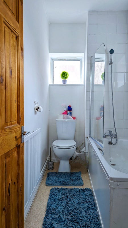 Room Seagrave Close in Greater London