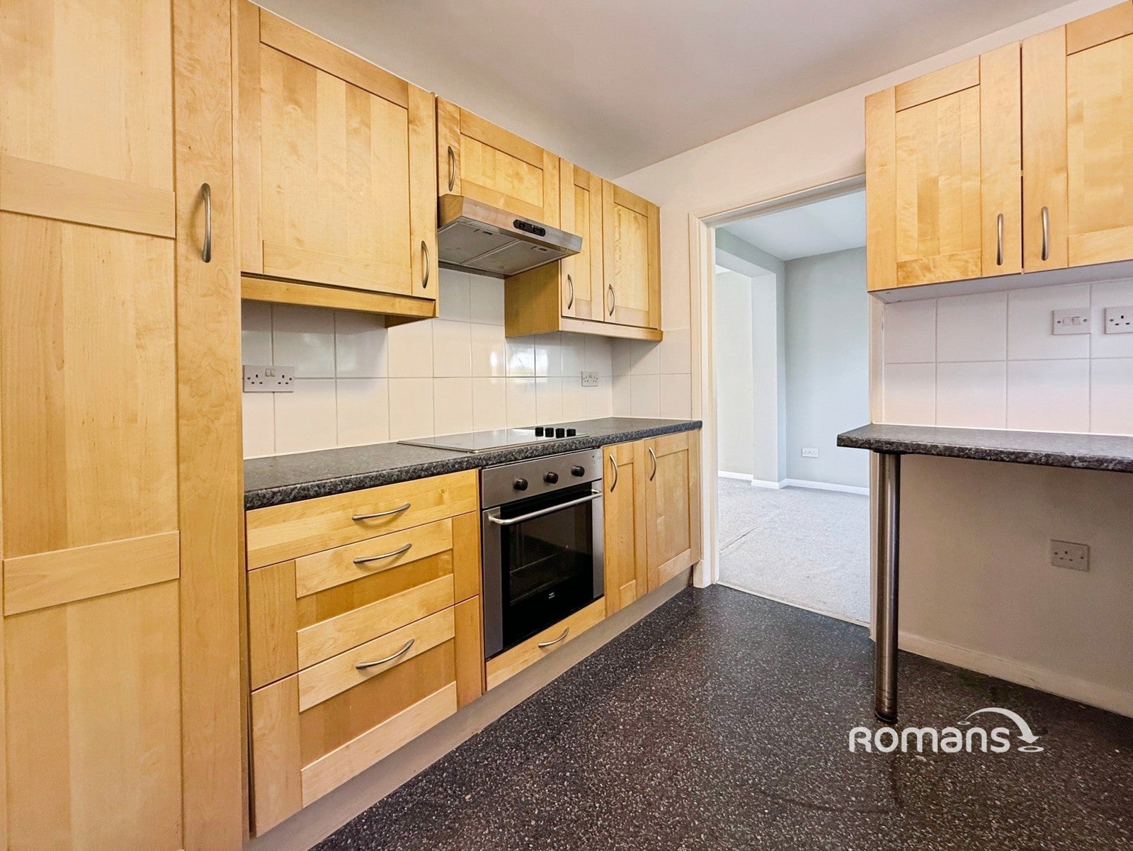 Flat Southlake Crescent in Woodley