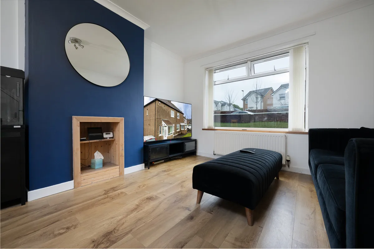 Flat Kirn Drive in Gourock