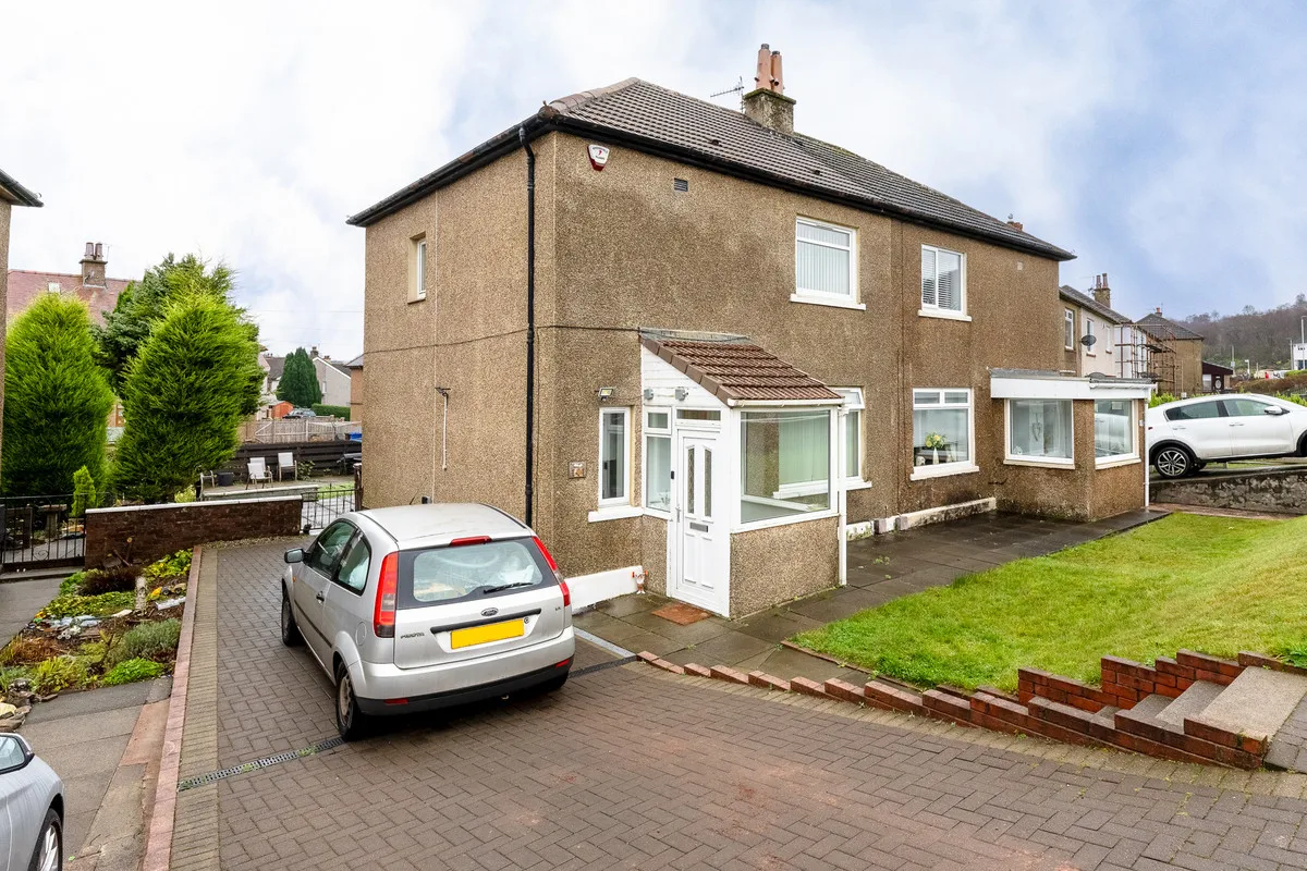 Flat Kirn Drive in Gourock