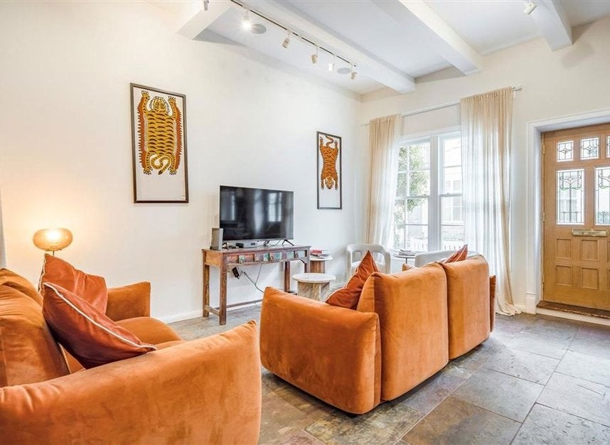 House Petersham Place in Greater London