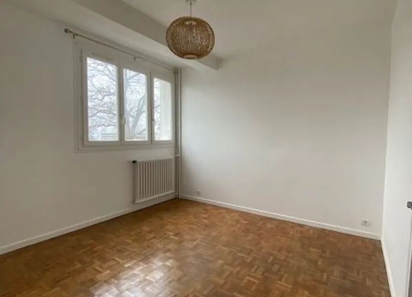 Flat Allée de Clichy in Le Raincy