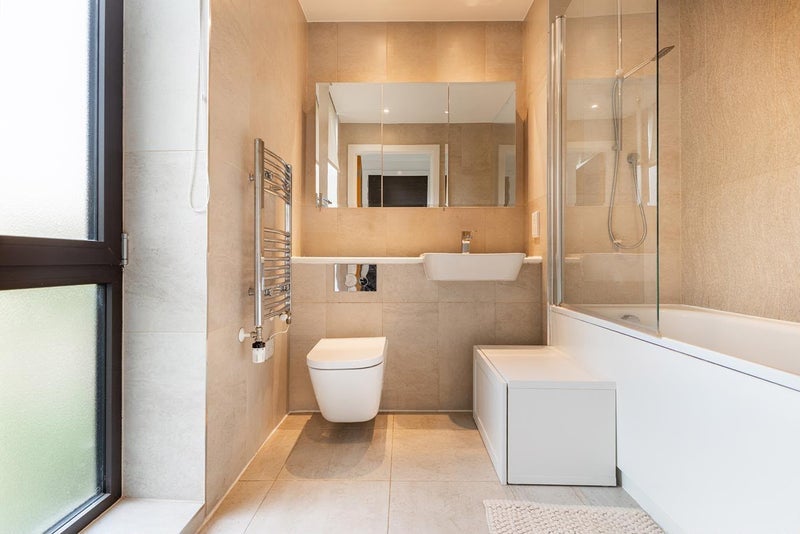 Flat Valencia Close in Greater London
