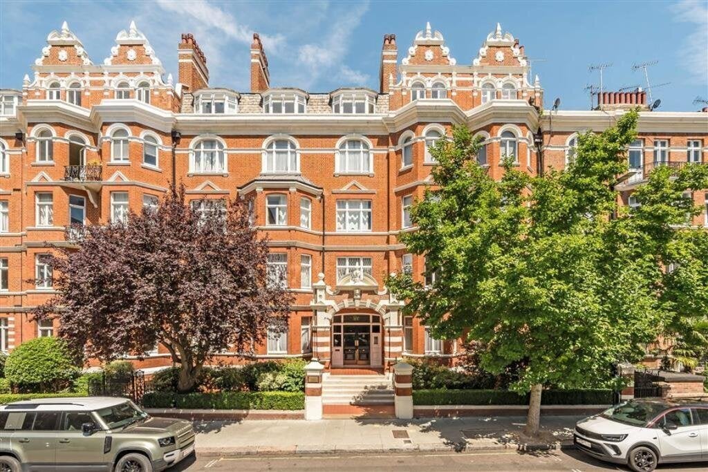 Flat St Mary's Terrace in City of Westminster