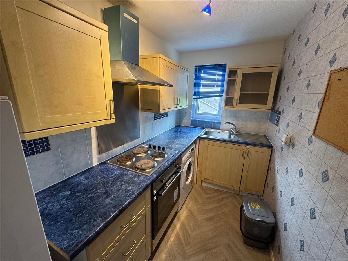 Flat Haighton Court in Preston