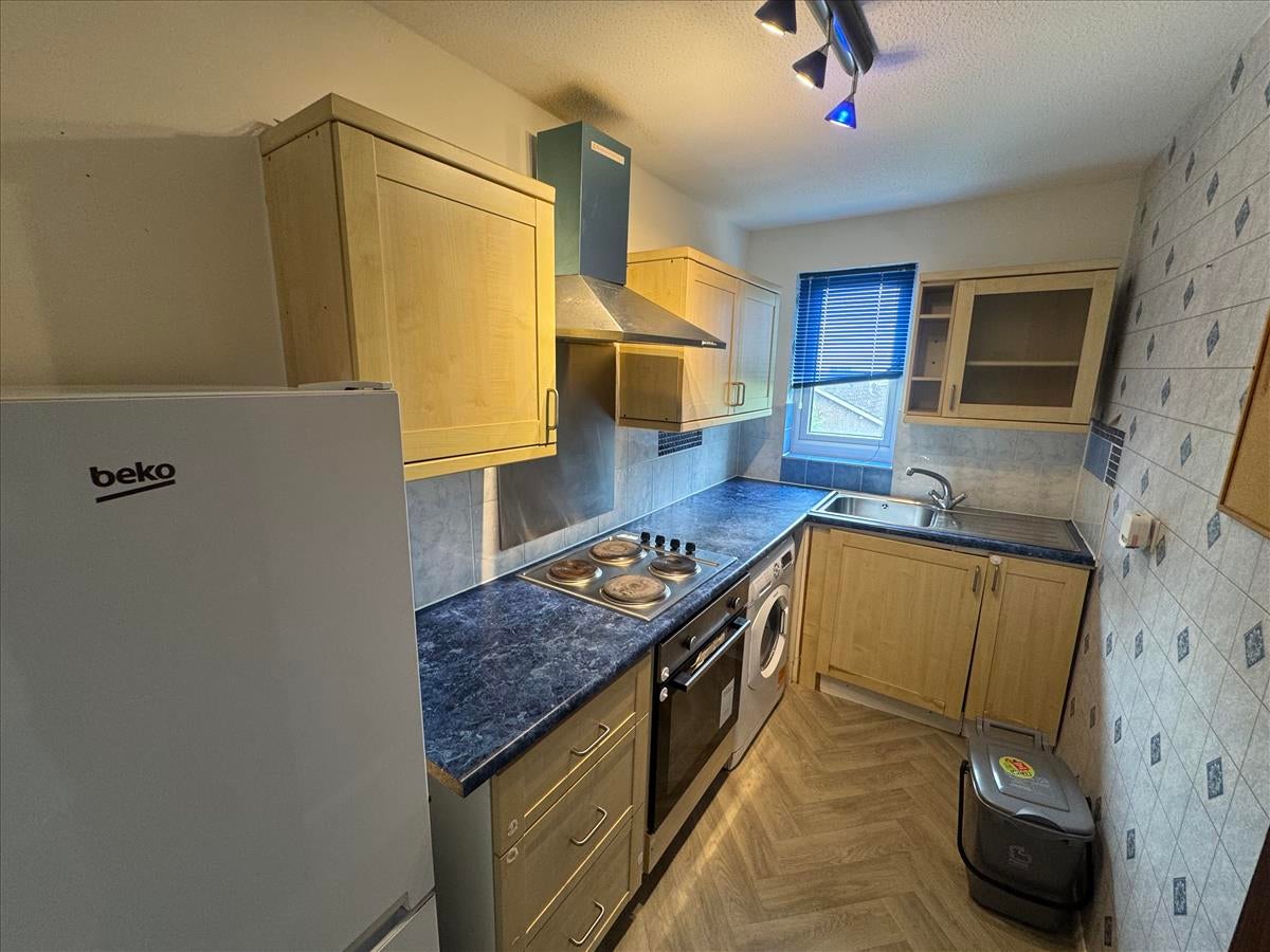 Flat Haighton Court in Preston
