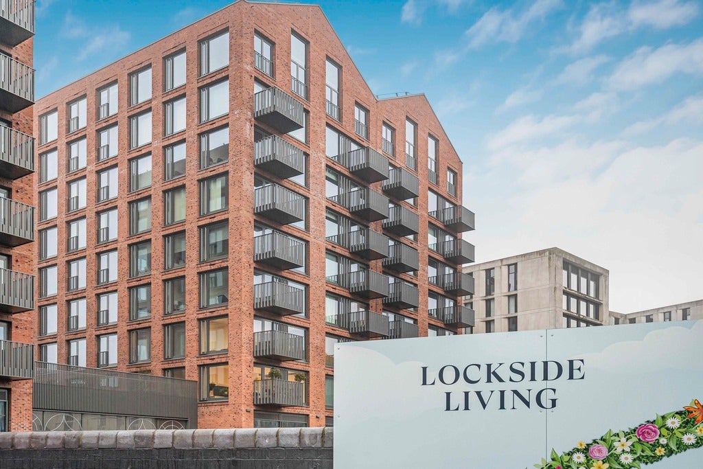 Flat Lawley Middleway in Birmingham