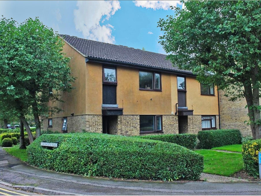 House Avondale in Guildford
