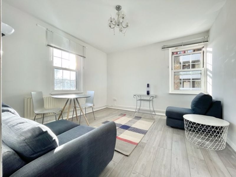 Flat Doddington Grove in Greater London
