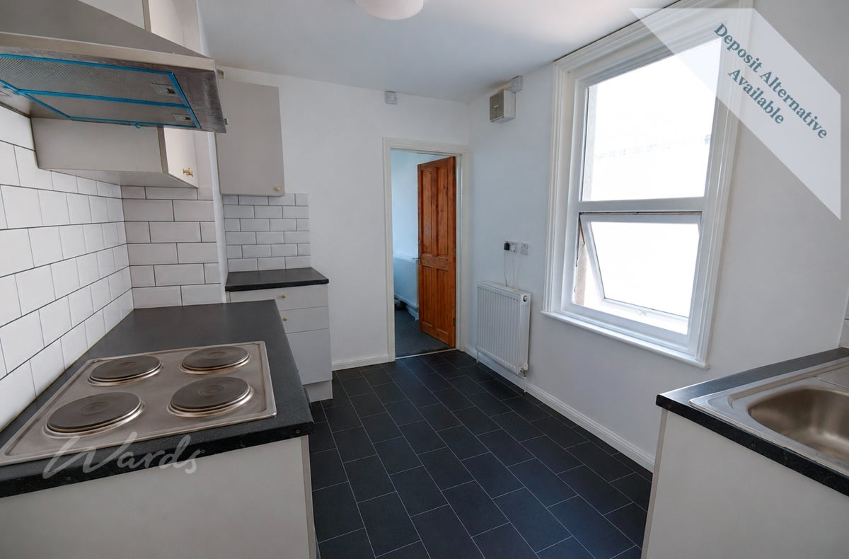Flat Balmoral Road in Gillingham