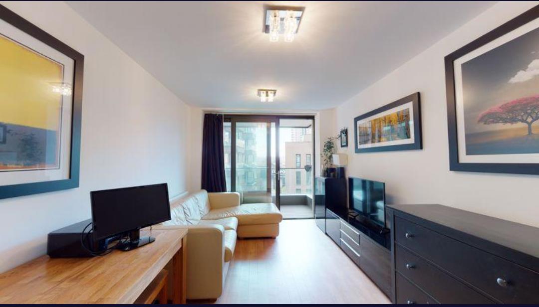 Flat Sussex Place in Bristol
