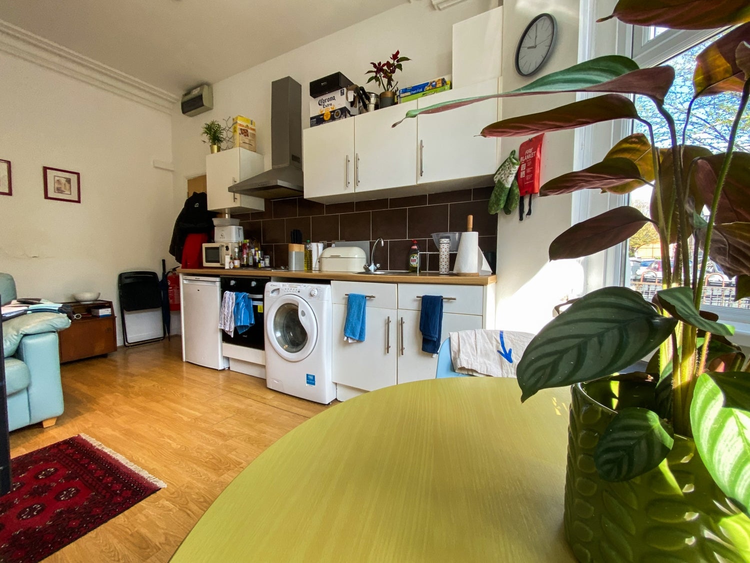 Flat Connaught Road in Cardiff