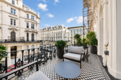 Flat Prince of Wales Terrace in Greater London
