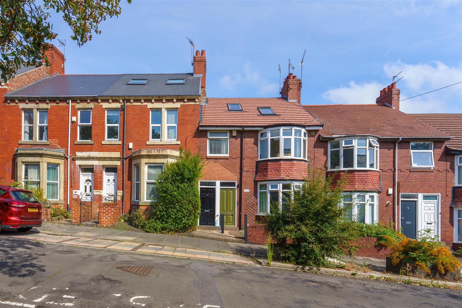 Flat Brandon Grove in Newcastle upon Tyne