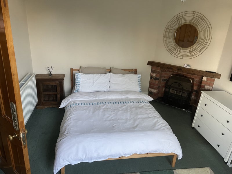 Room Perrymead in Bury