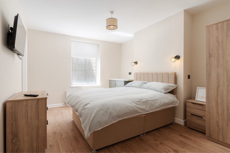 Room St John's Avenue in Liverpool