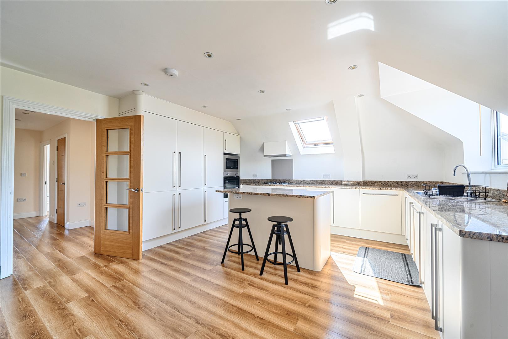 Flat Gayton Road in Greater London