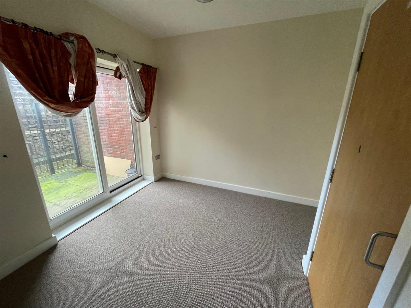 Flat Salisbury Street in Staffordshire Moorlands