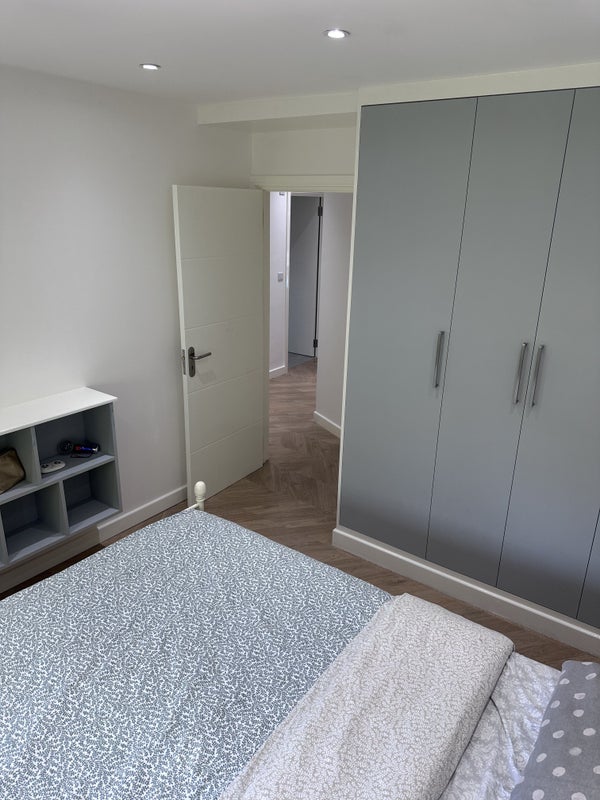 Room Shenton Walk in Metropolitan Borough of Solihull