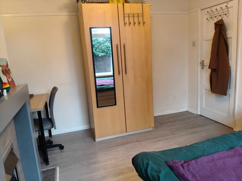 Room Cumberland Walk in Newcastle upon Tyne