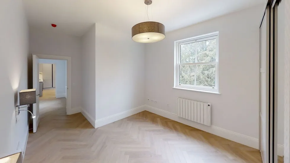 Flat Epsom Road in Guildford