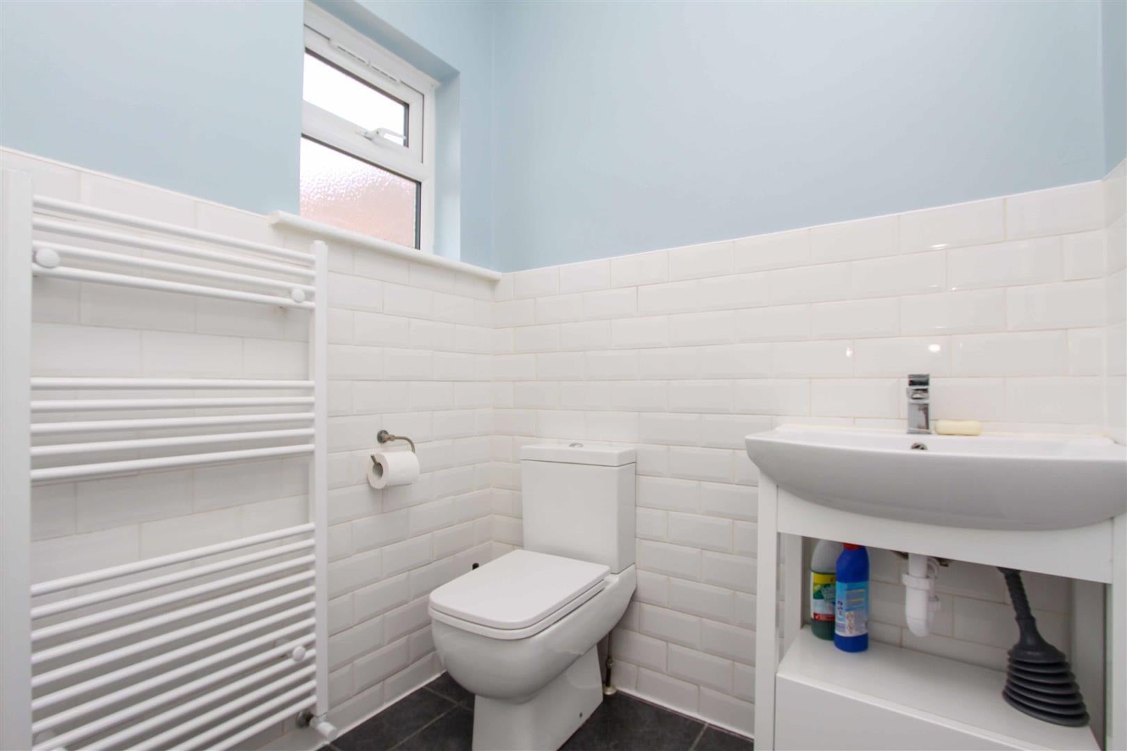 Flat Imperial Close in Greater London