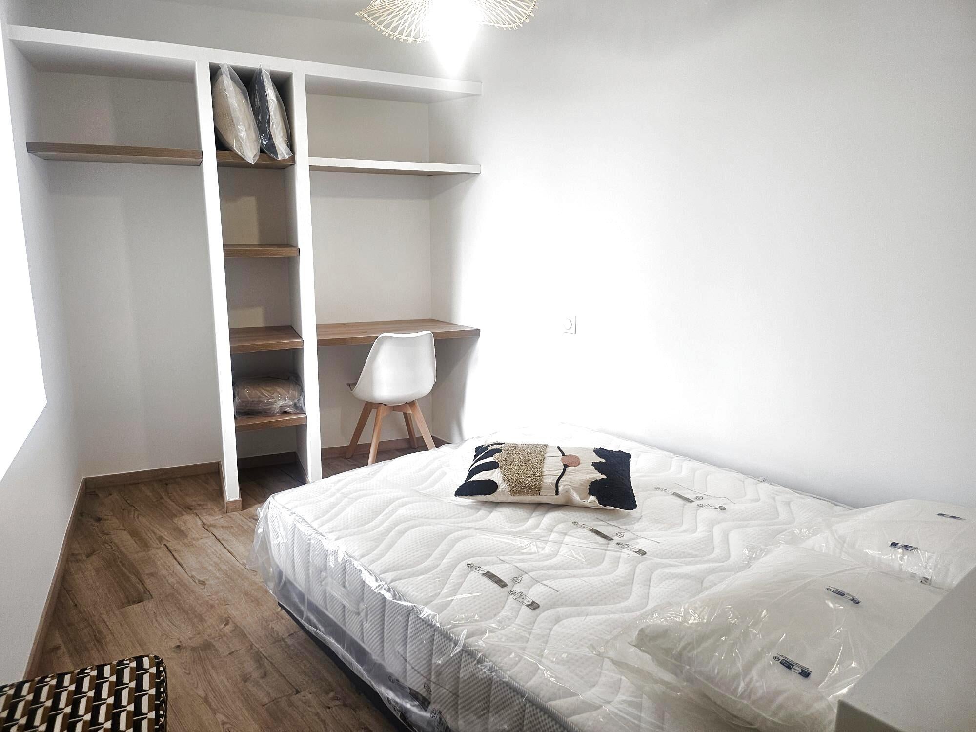 Appartement Rue Marie Curie à Camaret-sur-Aigues
