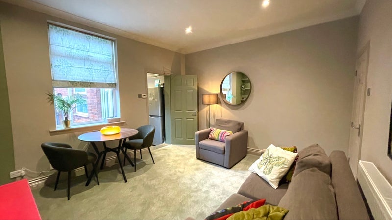Room King Street in Wakefield