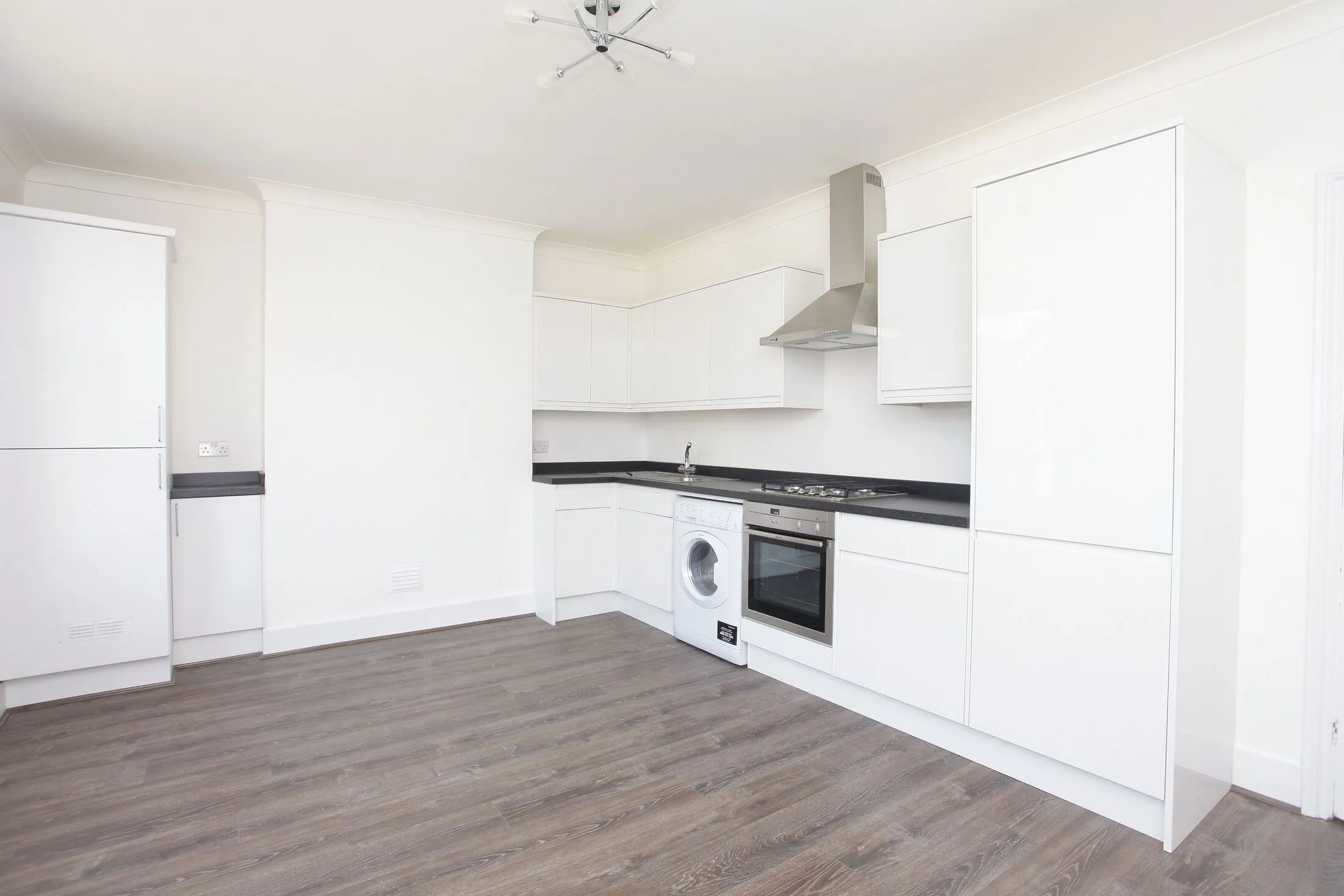 Flat West View in Greater London