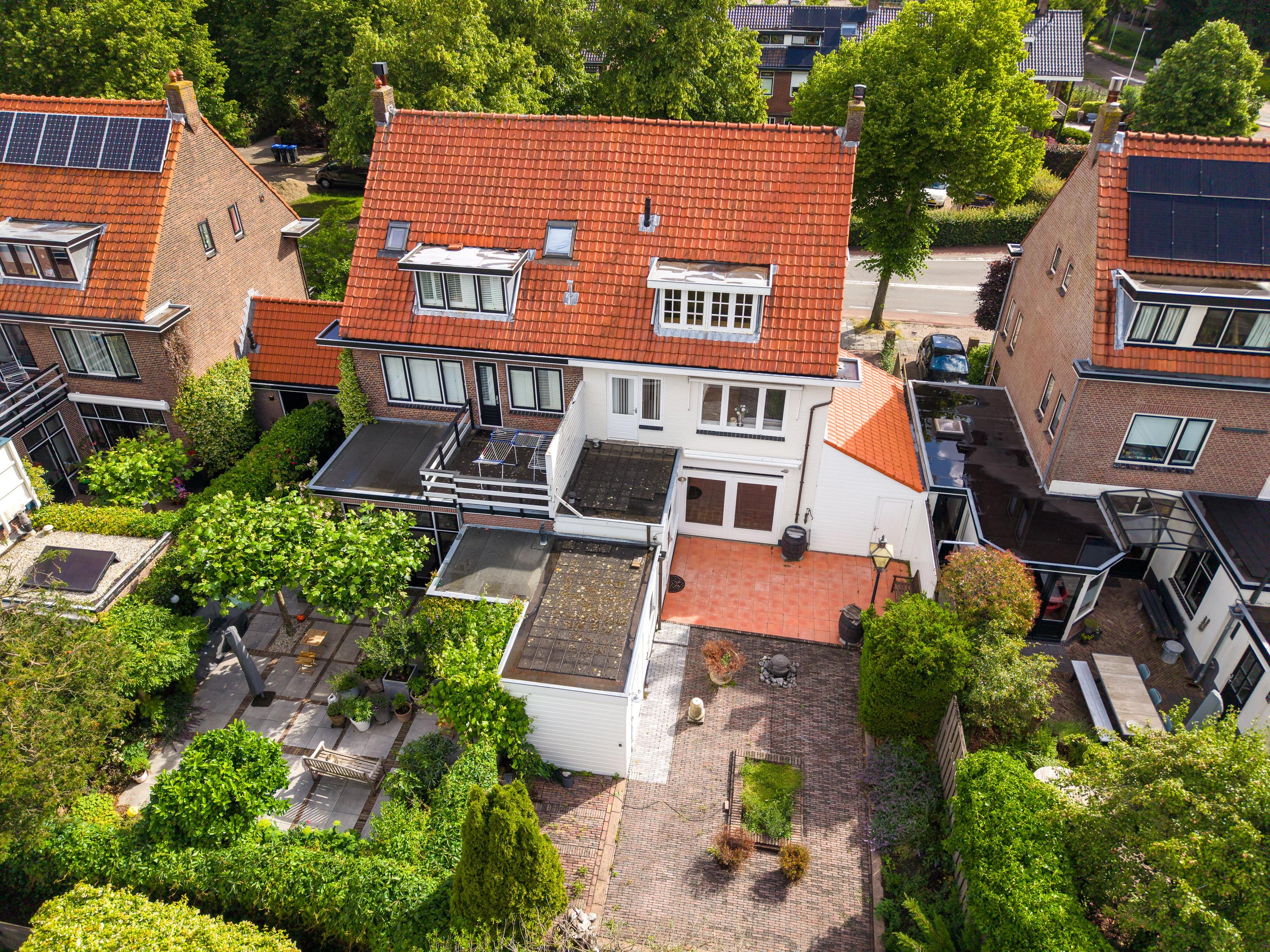 Hoekwoning te koop: Acacialaan 5, Leiderdorp