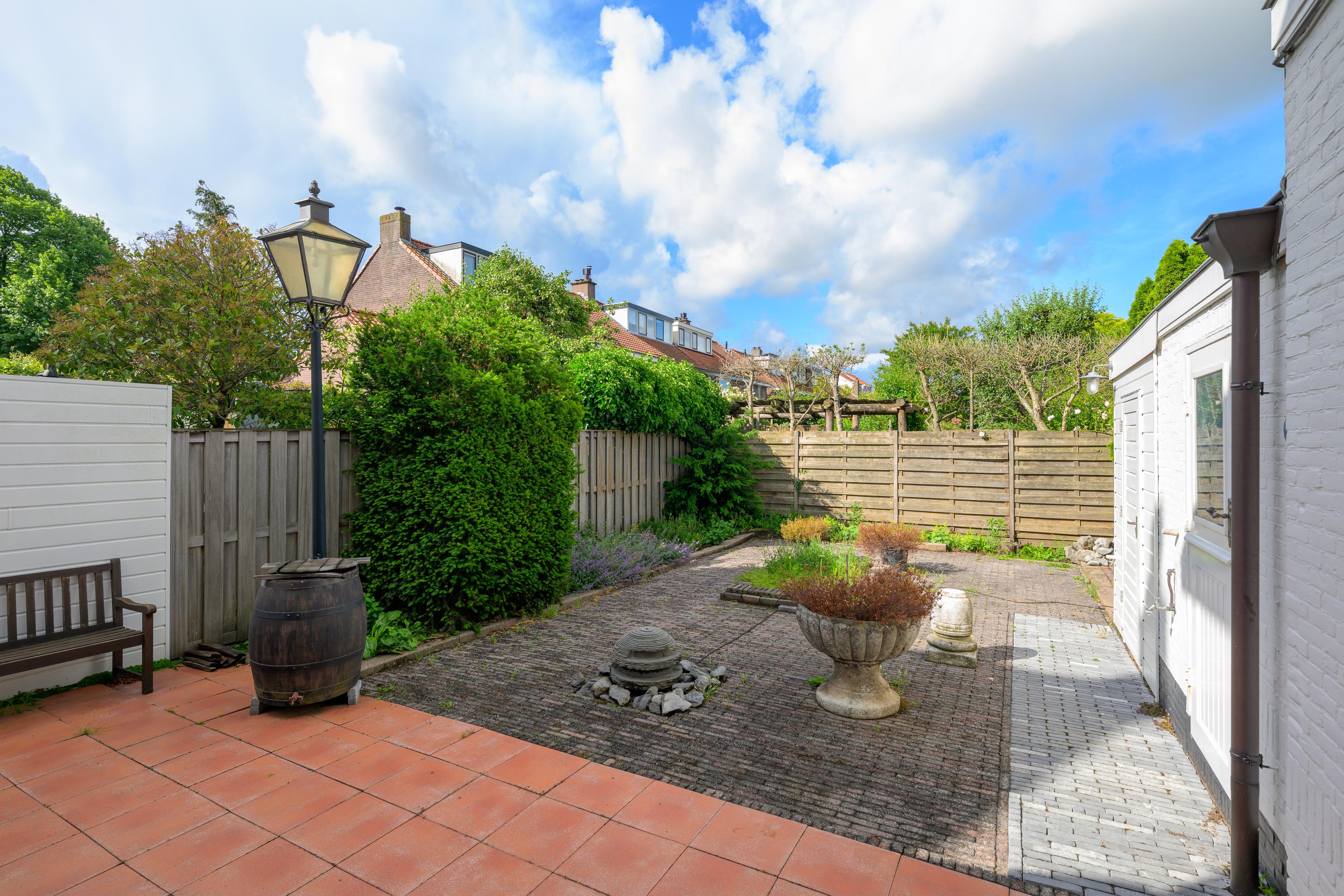 Hoekwoning te koop: Acacialaan 5, Leiderdorp