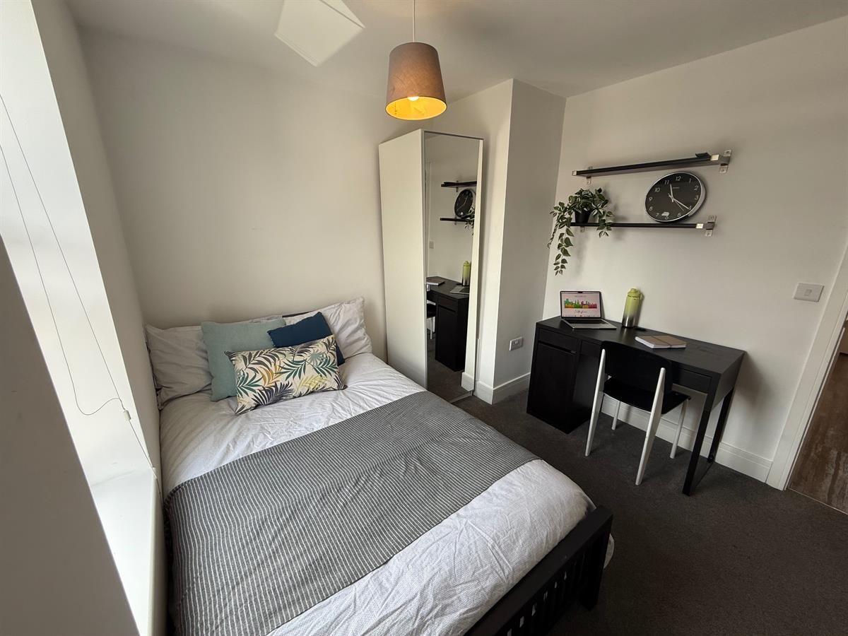 Flat Henry Road in Rushcliffe