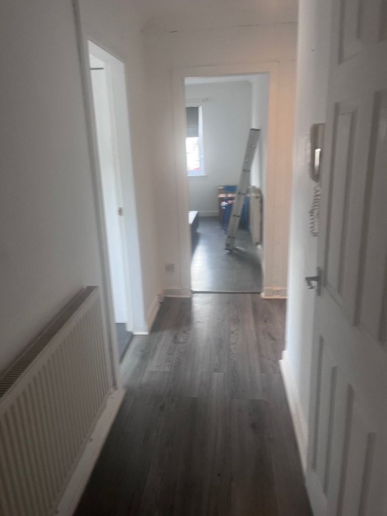 Flat Fulbar Street in Renfrew