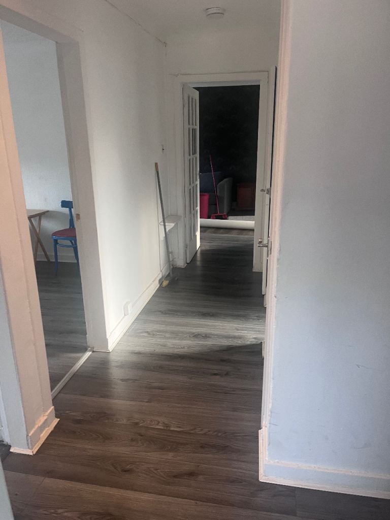 Flat Fulbar Street in Renfrew
