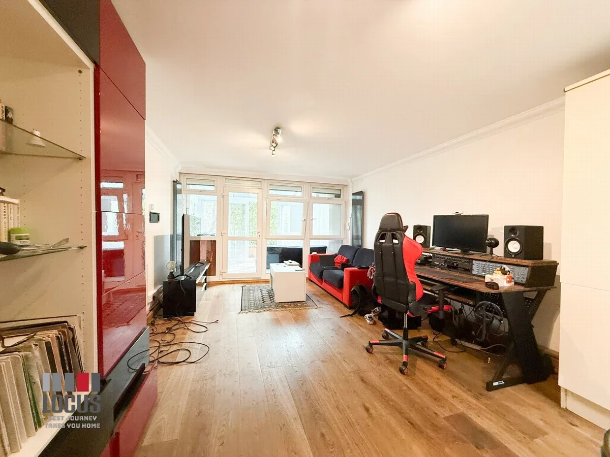 Flat Leabank View in Greater London