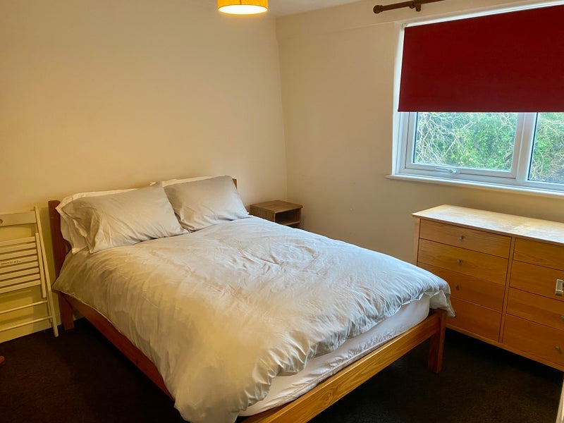 Room Perry Hill in Chelmsford