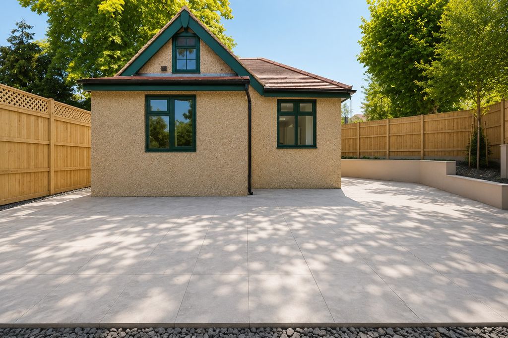 House Dawlish Road in Greater London