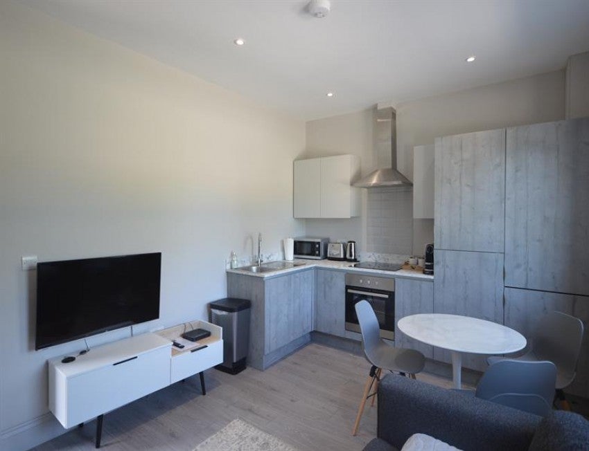 Flat Princes Road in Trafford