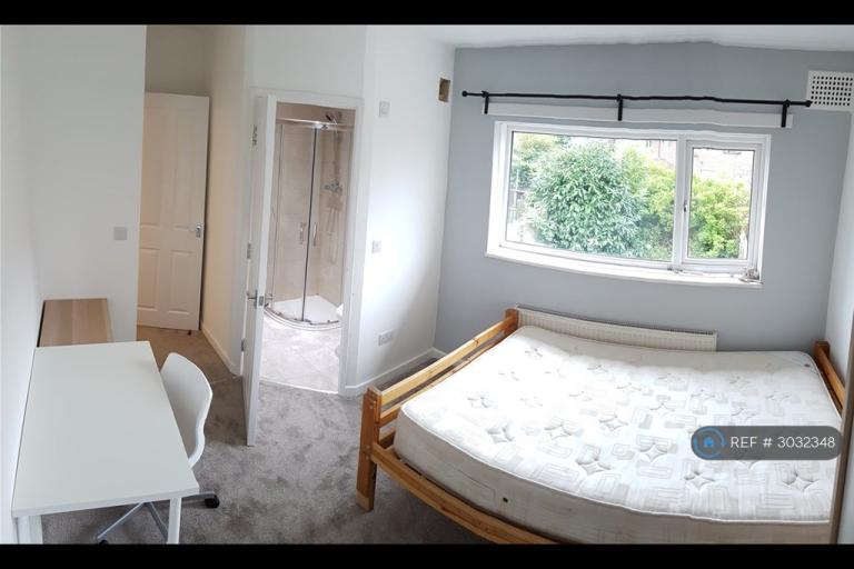 Room Fletchamstead Highway in Coventry