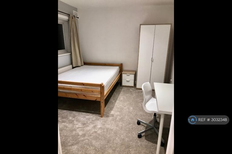 Room Fletchamstead Highway in Coventry