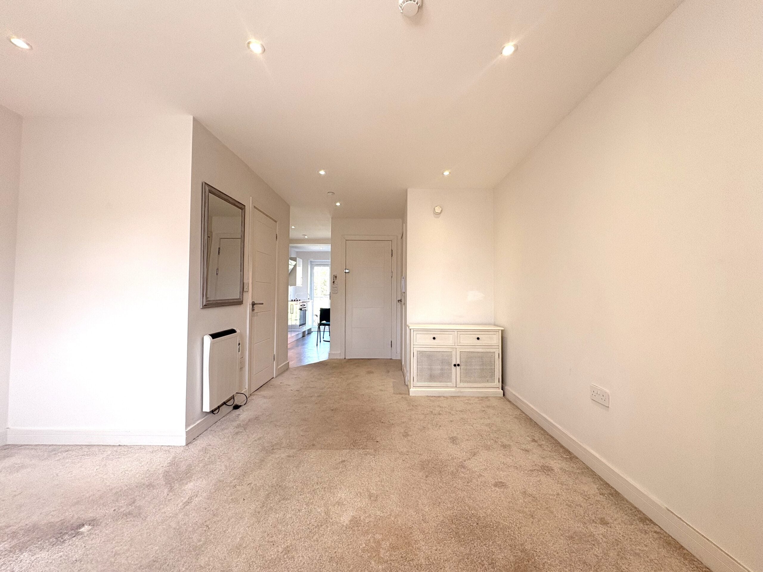 Flat Connaught Road in Cardiff